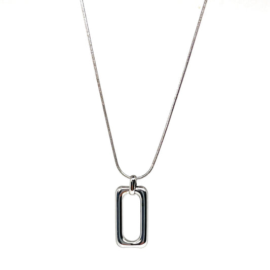 Collier Augustine